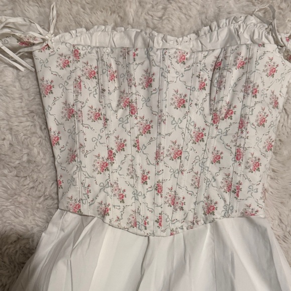 House of CB White Floral Corset Dress xs clarabelle white rose corset print bust - Picture 7 of 9